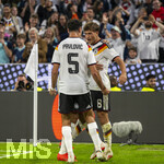 01.10.2026, Fussball UEFA Nations-League 2026/2027, 3.Spieltag, Deutschland - Serbien, in der Allianz-Arena München. Torjubel, Alexander Pavlovic (Deutschland), Tom Bischof (Deutschland) 