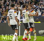 01.10.2026, Fussball UEFA Nations-League 2026/2027, 3.Spieltag, Deutschland - Serbien, in der Allianz-Arena München. Torjubel, Alexander Pavlovic (Deutschland), Tom Bischof (Deutschland), Derry Scherhant (Deutschland) 
