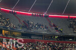 01.10.2026, Fussball UEFA Nations-League 2026/2027, 3.Spieltag, Deutschland - Serbien, in der Allianz-Arena München. Gästefans dürfen wegen vergangener Ausschreitungen nur vereinzelt auf die Tribüne.