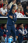 01.10.2026, Fussball UEFA Nations-League 2026/2027, 3.Spieltag, Deutschland - Serbien, in der Allianz-Arena München. Trainer Veljko Paunovic (Serbien) an der Seitenlinie in Rage 