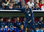 01.10.2026, Fussball UEFA Nations-League 2026/2027, 3.Spieltag, Deutschland - Serbien, in der Allianz-Arena München. Trainer Veljko Paunovic (Serbien) an der Seitenlinie in Rage 