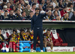 01.10.2026, Fussball UEFA Nations-League 2026/2027, 3.Spieltag, Deutschland - Serbien, in der Allianz-Arena München. Bundestrainer Jürgen Klopp (Deutschland) gibt Anweisungen.
