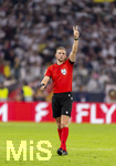 01.10.2026, Fussball UEFA Nations-League 2026/2027, 3.Spieltag, Deutschland - Serbien, in der Allianz-Arena München. Schiedsrichter Espen Eskas (Norwegen)