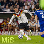 01.10.2026, Fussball UEFA Nations-League 2026/2027, 3.Spieltag, Deutschland - Serbien, in der Allianz-Arena München. Said El Mala (Deutschland) am Ball 