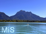 15.09.2026, Urlaub am Forggensee bei Füssen im Allgäu, hinten: Das Schloss Neuschwanstein.  