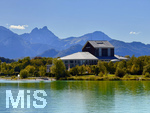 15.09.2026, Forggensee bei Füssen im Allgäu, das Festspielhaus Füssen, Aussenaufnahme mit Blick vom See.   