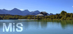 15.09.2026, Forggensee bei Füssen im Allgäu, das Festspielhaus Füssen, Aussenaufnahme mit Blick vom See.   