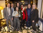 04.10.2026, Internationales Klassikfestival: Festival der Nationen 2026, im Kurhaus Bad Wörishofen (Unterallgäu), Letzter Tag nach der Abschlussgala von Tenor Rolando Villazon, Empfang Ehrengäste im Hotel Tanneck Bad Wörishofen, mit Fass-Anstich Oktoberfestbier. Bürgermeister Daniel Pflügl, Winfried Roch, Yingzi Xia (Sopran), Maarten Engeltjes, Rolando Villazon, Führung und Mitarbeiter Hotel Tanneck. 