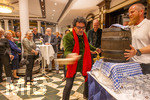 04.10.2026, Internationales Klassikfestival: Festival der Nationen 2026, im Kurhaus Bad Wörishofen (Unterallgäu), Letzter Tag nach der Abschlussgala von Tenor Rolando Villazon, Empfang Ehrengäste im Hotel Tanneck Bad Wörishofen, mit Fass-Anstich Oktoberfestbier mit Rolando Villazon 