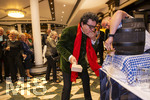 04.10.2026, Internationales Klassikfestival: Festival der Nationen 2026, im Kurhaus Bad Wörishofen (Unterallgäu), Letzter Tag nach der Abschlussgala von Tenor Rolando Villazon, Empfang Ehrengäste im Hotel Tanneck Bad Wörishofen, mit Fass-Anstich Oktoberfestbier mit Rolando Villazon 