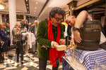 04.10.2026, Internationales Klassikfestival: Festival der Nationen 2026, im Kurhaus Bad Wörishofen (Unterallgäu), Letzter Tag nach der Abschlussgala von Tenor Rolando Villazon, Empfang Ehrengäste im Hotel Tanneck Bad Wörishofen, mit Fass-Anstich Oktoberfestbier mit Rolando Villazon 