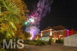 04.10.2026, Internationales Klassikfestival: Festival der Nationen 2026, im Kurhaus Bad Wörishofen (Unterallgäu), Letzter Tag mit der Abschlussgala von Tenor Rolando Villazon. Feuerwerk nach dem Konzert hinter dem Kurhaus