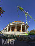 06.10.2026, Bad Wörishofen (Unterallgäu), Baustelle Löwenbräu-Arkaden Bad Wörishofen, der Neubau der Firma Glass aus Mindelheim kommt zügig voran, gut zu erkennen sind bereits Rundbau und Säulenarchitektur für eine Terasse. Neben Wohnungen und Gastronomie und Tiefgaragen entsteht ein Ort der Begegnung im Herzen von Bad Wörishofen.    