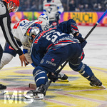 09.10.2026, München, Deutschland. PENNY DEL, Deutsche Eishockey Liga, Saison 2026/27, 7. Spieltag: EHC Red Bull München gegen ERC Ingolstadt im SAP Garden in München. Patrick Hager (EHC Red Bull München)  im Eishockey Bully