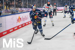 09.10.2026, München, Deutschland. PENNY DEL, Deutsche Eishockey Liga, Saison 2026/27, 7. Spieltag: EHC Red Bull München gegen ERC Ingolstadt im SAP Garden in München. Ryan Murphy (EHC Red Bull München) am Puck, mit dem Puck, in Puckbesitz