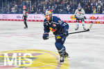 09.10.2026, München, Deutschland. PENNY DEL, Deutsche Eishockey Liga, Saison 2026/27, 7. Spieltag: EHC Red Bull München gegen ERC Ingolstadt im SAP Garden in München. Maximilian Daubner (EHC Red Bull München) nachdenklich, ernst, fokussiert
