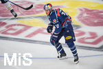 09.10.2026, München, Deutschland. PENNY DEL, Deutsche Eishockey Liga, Saison 2026/27, 7. Spieltag: EHC Red Bull München gegen ERC Ingolstadt im SAP Garden in München. Elis Hede (EHC Red Bull München) auf dem Eis, während des Spiels, in einer Spielsituation