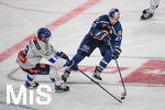 09.10.2026, München, Deutschland. PENNY DEL, Deutsche Eishockey Liga, Saison 2026/27, 7. Spieltag: EHC Red Bull München gegen ERC Ingolstadt im SAP Garden in München. Veit Oswald (EHC Red Bull München) beim Pass, beim Zuspiel, bei der Puckabgabe