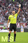10.10.2026, Fussball Bundesliga 2026/2027, 5.Spieltag, FC Augsburg - FC Bayern München, in der WWK-Arena Augsburg, Schiedsrichter Sven Jablonski (Deutschland).


