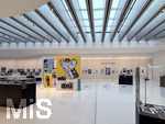 23.03.2025, Leitz-Park (Leica-Welt) in Wetzlar (Deutschland), der Firmensitze der Leica Camera Werke im mittelhessischen Wetzlar. Mit dem Produktions- und Verwaltungsgebäude und einem Museum in moderner Sichtbeton-Bauweise. Leica M Kameras Sonderausstellung.