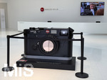 23.03.2025, Leitz-Park (Leica-Welt) in Wetzlar (Deutschland), der Firmensitze der Leica Camera Werke im mittelhessischen Wetzlar. Mit dem Produktions- und Verwaltungsgebäude und einem Museum. Hier ein Modell der Leica M6