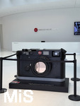 23.03.2025, Leitz-Park (Leica-Welt) in Wetzlar (Deutschland), der Firmensitze der Leica Camera Werke im mittelhessischen Wetzlar. Mit dem Produktions- und Verwaltungsgebäude und einem Museum. Hier ein Modell der Leica M6