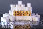 14.10.2026, Thema Zuckersteuer für Softgetränke. Studioaufnahme mit Würfelzucker und Schriftzug ZUCKERSTEUER.  Die Bundesregierung hat sich im Streit um die Zuckersteuer für Getränke geeinigt, Der Kompromiss sieht eine zweistufige Steuer und Ausnahmen für kleinere Hersteller vor. So soll ab dem 1. Juli 2027 ein Steuersatz von 26 Cent auf gesüßte Getränke mit einem Zuckergehalt ab 5 Gramm pro 100 Milliliter erhoben werden. Bei einem Zuckergehalt von 8 Gramm pro 100 Milliliter soll der Satz 32 Cent betragen.