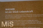 15.10.2026, Kneippkur in Bad Wörishofen im Unterallgäu. Info-Tafeln in der Kurhaus-Pergola erklären die 5 Säulen der Kneipp-Therapie, in der Kneippstadt wird die Kur gelebt und gearbeitet nach Pfarrer Sebastian Kneipp.  Wasser,