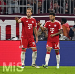 17.10.2026, Fussball Bundesliga 2026/2027, 6.Spieltag, FC Bayern München - RB Leipzig, in der Allianz-Arena München,   Torjubel v.l.  Harry Kane (FC Bayern München) und Luis Diaz (FC Bayern München) 


