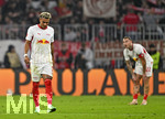 17.10.2026, Fussball Bundesliga 2026/2027, 6.Spieltag, FC Bayern München - RB Leipzig, in der Allianz-Arena München,   v.l. Antonio Nusa (RB Leipzig) und David Raum (RB Leipzig) sind enttäuscht.


