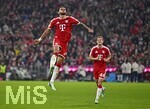 17.10.2026, Fussball Bundesliga 2026/2027, 6.Spieltag, FC Bayern München - RB Leipzig, in der Allianz-Arena München,   v.l. Luis Diaz (FC Bayern München) und Josip Stanisic (Bayern München) bejubeln das 6:0


