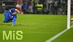 17.10.2026, Fussball Bundesliga 2026/2027, 6.Spieltag, FC Bayern München - RB Leipzig, in der Allianz-Arena München,   
Torwart Maarten Vandevoordt (RB Leipzig) kassiert das 6:0

