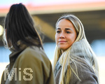 19.10.2026, München, Bayern, Deutschland. Google Pixel Frauen-Bundesliga: FC Bayern Frauen gegen VfB Stuttgart Frauen. Spielort: FC Bayern Campus-Stadion. Giulia Gwinn (FC Bayern Frauen) fröhlich, gut gelaunt, lachend