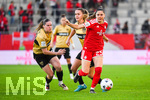 19.10.2026, München, Bayern, Deutschland. Google Pixel Frauen-Bundesliga: FC Bayern Frauen gegen VfB Stuttgart Frauen. Spielort: FC Bayern Campus-Stadion. Sarah Zadrazil (FC Bayern Frauen) am Ball, mit dem Ball, in einer Spielszene