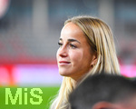 19.10.2026, München, Bayern, Deutschland. Google Pixel Frauen-Bundesliga: FC Bayern Frauen gegen VfB Stuttgart Frauen. Spielort: FC Bayern Campus-Stadion. Giulia Gwinn (FC Bayern Frauen) nachdenklich, ernst, fokussiert