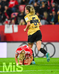 19.10.2026, München, Bayern, Deutschland. Google Pixel Frauen-Bundesliga: FC Bayern Frauen gegen VfB Stuttgart Frauen. Spielort: FC Bayern Campus-Stadion. Linda Dallmann (FC Bayern Frauen) am Boden