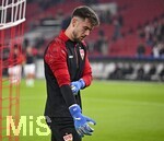20.10.2026, Fussball UEFA Champions-League League 2026/2027, 3.Spieltag, VfB Stuttgart - Atletico Madrid, in der MHP-Arena Stuttgart, Torwart Dennis Seimen (Stuttgart) beim Aufwärmen.
  

