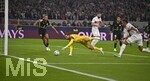 20.10.2026, Fussball UEFA Champions-League League 2026/2027, 3.Spieltag, VfB Stuttgart - Atletico Madrid, in der MHP-Arena Stuttgart, Jamie Leweling (Stuttgart) gegen Torwart Jan Oblak (Atletico Madrid) 
  

