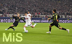 20.10.2026, Fussball UEFA Champions-League League 2026/2027, 3.Spieltag, VfB Stuttgart - Atletico Madrid, in der MHP-Arena Stuttgart, Bilal El Khannouss (Stuttgart) setzt sich durch.
  


