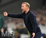 20.10.2026, Fussball UEFA Champions-League League 2026/2027, 3.Spieltag, VfB Stuttgart - Atletico Madrid, in der MHP-Arena Stuttgart, Trainer Sebastian Hoeneß (Stuttgart) gestikuliert
  

