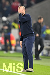 20.10.2026, Fussball UEFA Champions-League League 2026/2027, 3.Spieltag, VfB Stuttgart - Atletico Madrid, in der MHP-Arena Stuttgart, Trainer Sebastian Hoeneß (Stuttgart) fasst sich an den Kopf
  

