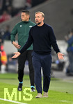 20.10.2026, Fussball UEFA Champions-League League 2026/2027, 3.Spieltag, VfB Stuttgart - Atletico Madrid, in der MHP-Arena Stuttgart, Trainer Sebastian Hoeneß (Stuttgart) ist ratlos
  

