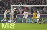 20.10.2026, Fussball UEFA Champions-League League 2026/2027, 3.Spieltag, VfB Stuttgart - Atletico Madrid, in der MHP-Arena Stuttgart, Jeff Chabot (Stuttgart) mit einer großen Torchance,
  

