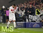 20.10.2026, Fussball UEFA Champions-League League 2026/2027, 3.Spieltag, VfB Stuttgart - Atletico Madrid, in der MHP-Arena Stuttgart, Deniz Undav (Stuttgart) geht aus dem Spiel.
  

