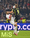 20.10.2026, Fussball UEFA Champions-League League 2026/2027, 3.Spieltag, VfB Stuttgart - Atletico Madrid, in der MHP-Arena Stuttgart, v.l. Jeff Chabot (Stuttgart) gegen Alexander Sorloth (Atletico Madrid) 
  

