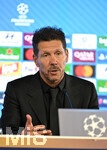 20.10.2026, Fussball UEFA Champions-League League 2026/2027, 3.Spieltag, VfB Stuttgart - Atletico Madrid, in der MHP-Arena Stuttgart, Trainer Diego Simeone (Atletico Madrid) 
  

