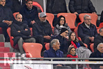21.10.2026, Fussball UEFA Championsleague 2026/2027: 3.Spieltag,  FC Bayern München - FC Arsenal, in der Allianz-Arena München, Bundestrainer Jürgen Klopp (Deutschland) in der Nähe von Karl Hopfner (Bayern München).
  

