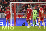 21.10.2026, Fussball UEFA Championsleague 2026/2027: 3.Spieltag,  FC Bayern München - FC Arsenal, in der Allianz-Arena München, Torwart Manuel Neuer (FC Bayern München) ist enttäuscht nach dem 2:2 v.l. Aleksandar Pavlovic (Bayern München) , Jonathan Tah (FC Bayern München), Harry Kane (FC Bayern München) und Torwart Manuel NeuJonathan Tah (FC Bayern München), Torwart Manuel Neuer (FC Bayern München) und Harry Kane (FC Bayern München) 

