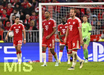 21.10.2026, Fussball UEFA Championsleague 2026/2027: 3.Spieltag,  FC Bayern München - FC Arsenal, in der Allianz-Arena München, Torwart Manuel Neuer (FC Bayern München) ist enttäuscht nach dem 2:2 v.l. Aleksandar Pavlovic (Bayern München) , Jonathan Tah (FC Bayern München), Harry Kane (FC Bayern München) und Torwart Manuel Neuer (FC Bayern München) 
  

