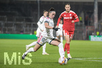 28.10.2026, Unterhaching, Bayern, Deutschland. UEFA Womens Champions League: FC Bayern Frauen gegen Real Madrid Frauen. Spielort: Sportpark Unterhaching. UWCL Ligaphase, 3. Spieltag, Saison 2026/27. Athenea del Castillo (Real Madrid Frauen) beim Schuss, beim Abschluss, bei der Schussabgabe